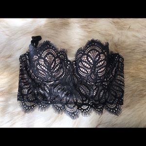 Victoria’s secret black lace bustier bra 34b